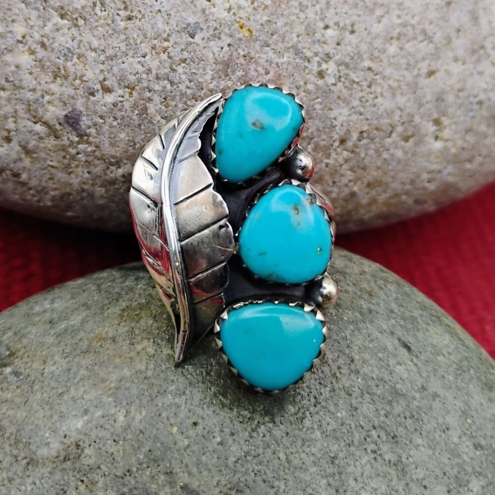 Artisan Turquoise Three-Stone Feather Ring